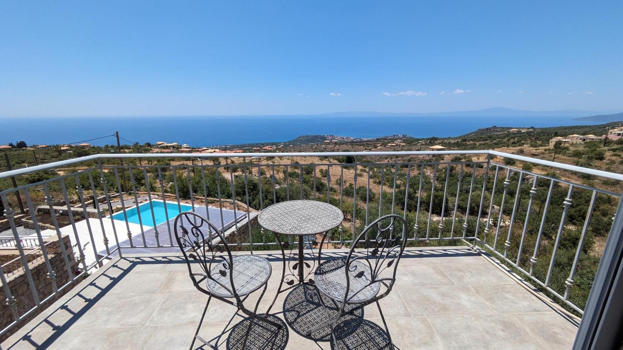 Villa Rapunzel's Tower Mani Neokhorion (Messenia)